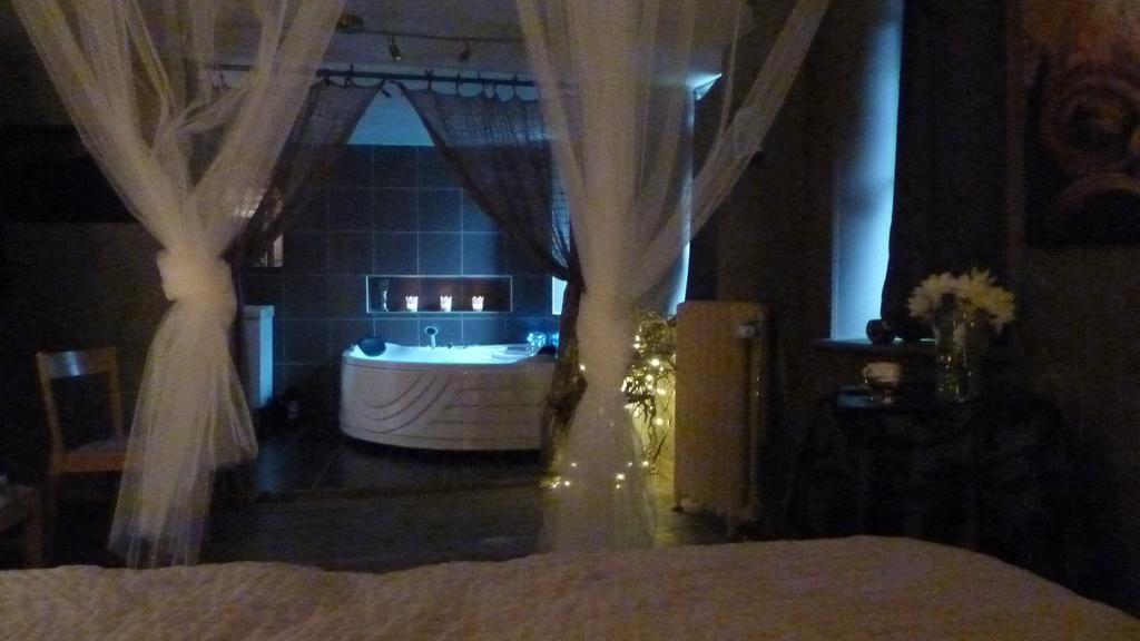 Francorchamps Guest House, Chambres Avec Ou Sans Jacuzzi Malmedy Kamer foto